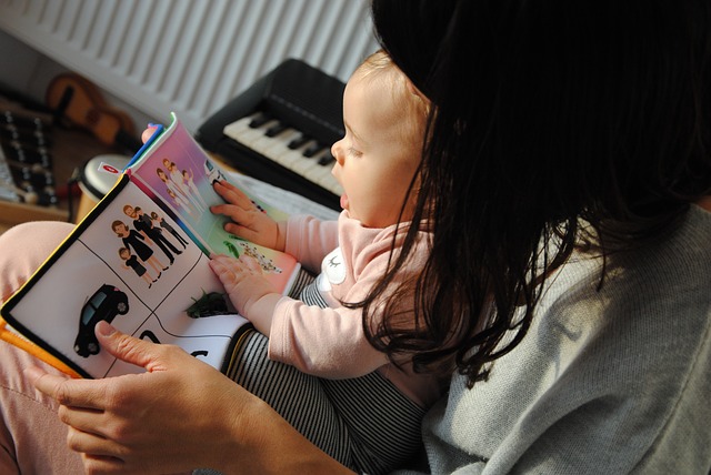 benefits of teaching baby to read