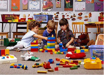 children playing blocks