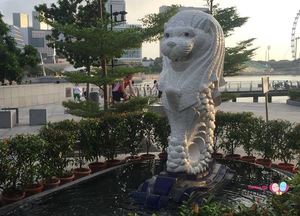 baby merlion at merlion park