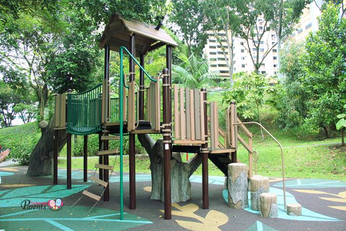 forest theme playground rumah tinggi park