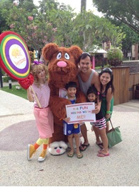 sentosa meet and greet baby bear and goldilocks