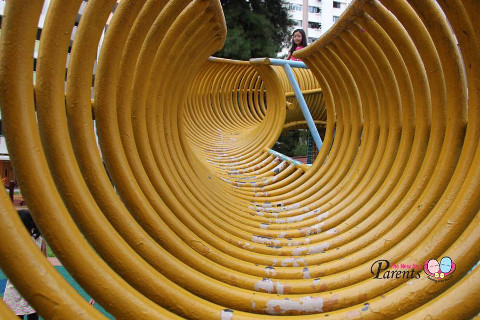 dragon playground amk ave3 yellow railings