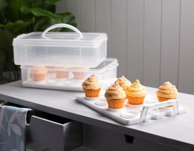 snapware cupcake carrier