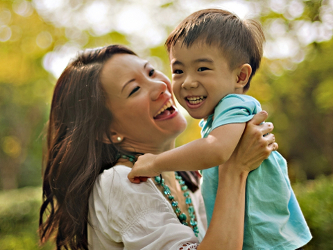 Ruth, mummy blogger and her son