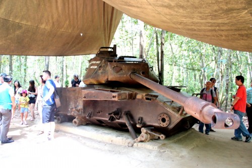 weapons at cu chi vietnam