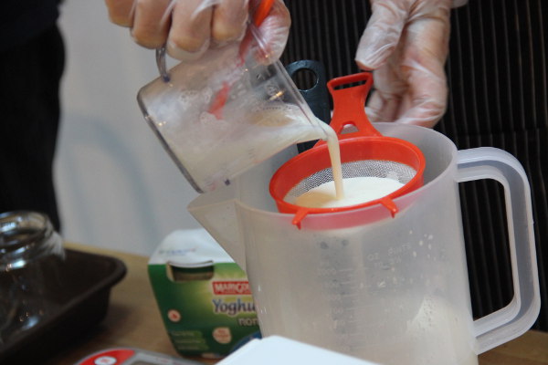 how to make your own yoghurt - method