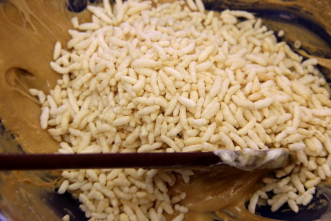 pour in the rice cereals