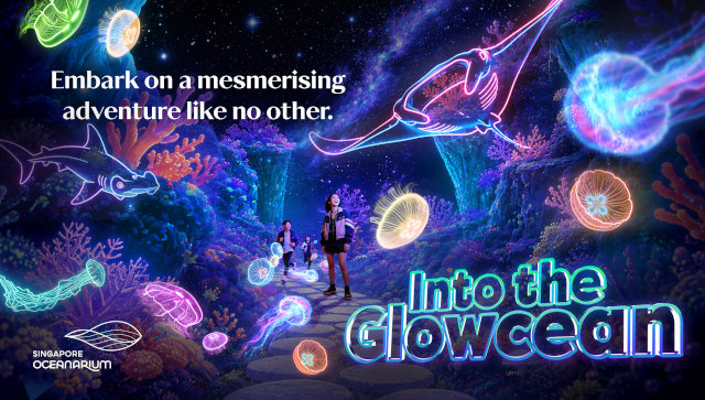 Into the Glowcean: A luminous underwater journey at Singapore Oceanarium Into the Glowcean: A luminous underwater journey at Singapore Oceanarium