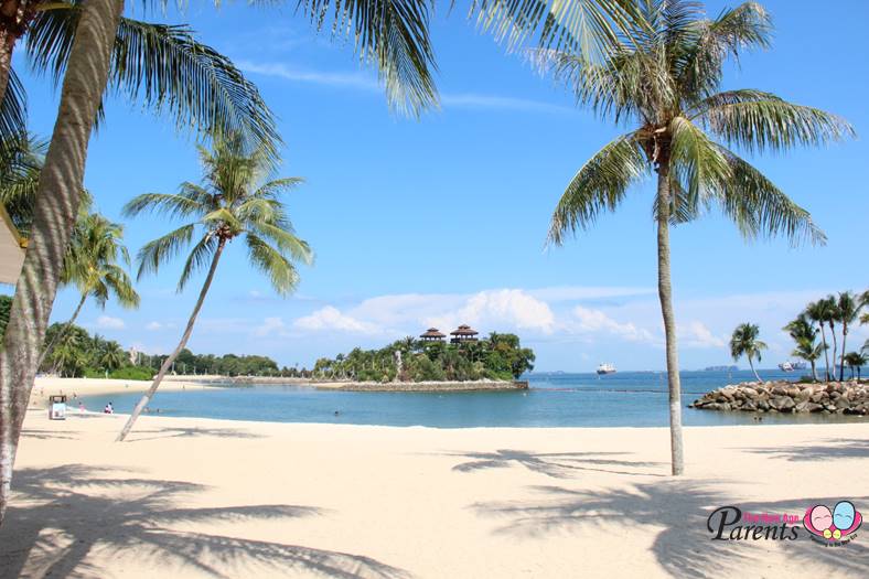 white sandy beach at palawan beach sentosa