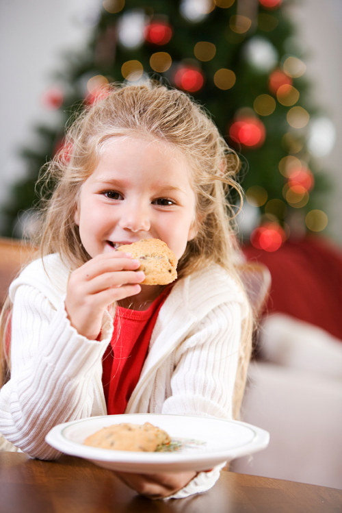 Tips To Help Your Kids Eat Healthier During the Holidays