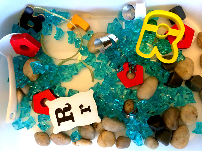 creating sensory bin for kids