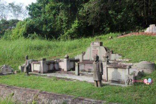 Bukit Brown Cemetery Chinese Tomb