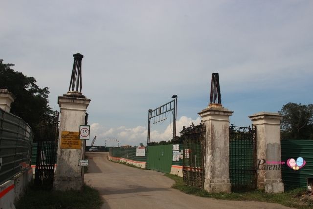 Entrance to Bukit Brown - Cemetery Gates