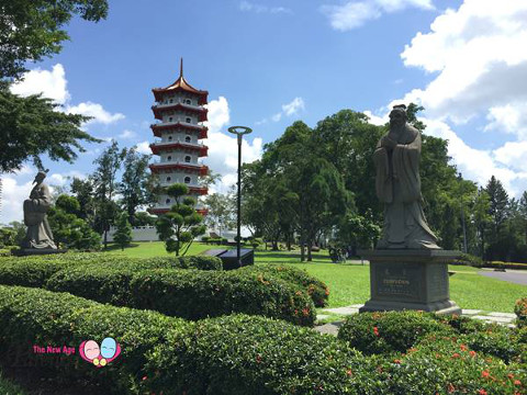 8 heros and 7 storey pagoda