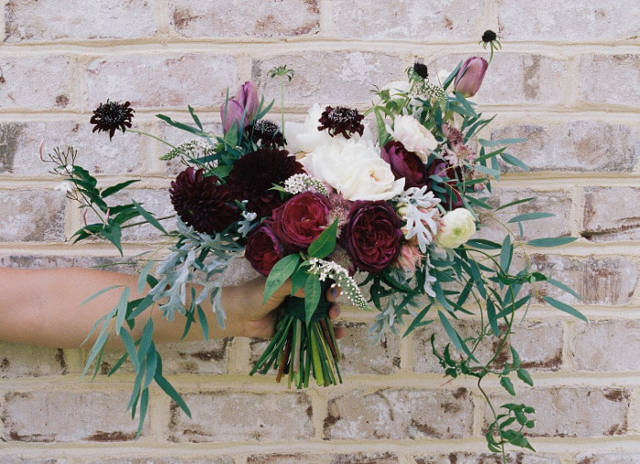 Kinds Of Flowers You Can Give Your Wife On Her Birthday Novel-floral arrangement