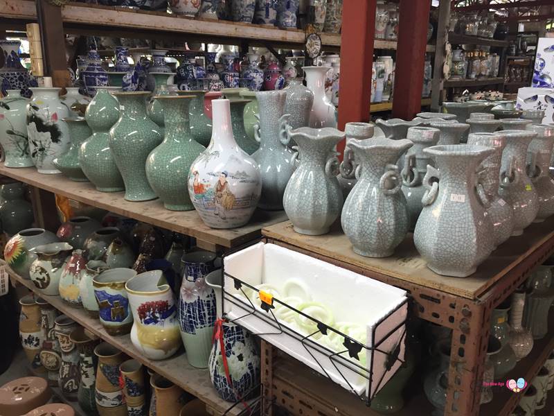 display of vase in thow kwang pottery