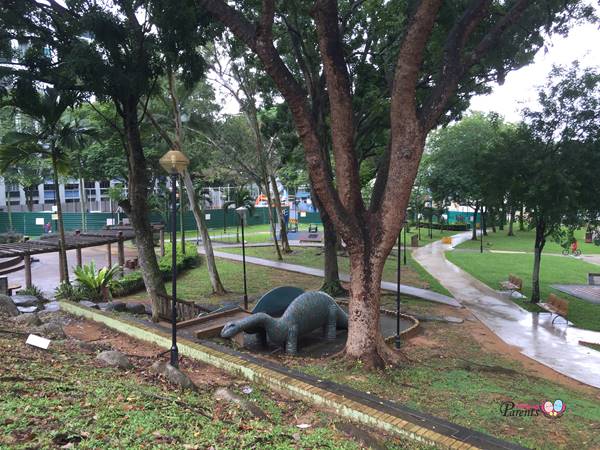 special design playground at fu shan park singapore