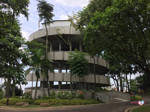 spiral lookout tower jurong hill