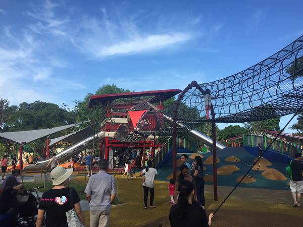 outdoor playground singapore marine cove