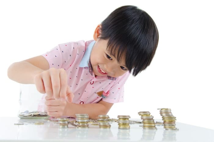 How Much Allowance Should You Give Your Child