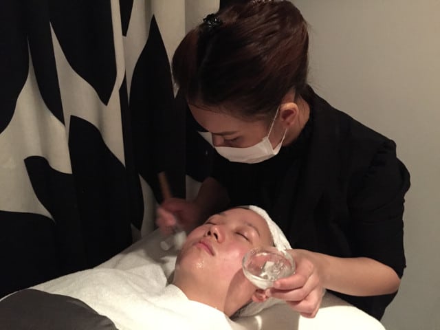 haach perfect v facial treatment