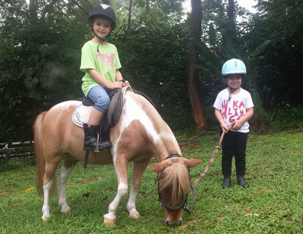 ponyrides-for-kids-singapore-national-equestrian-centre