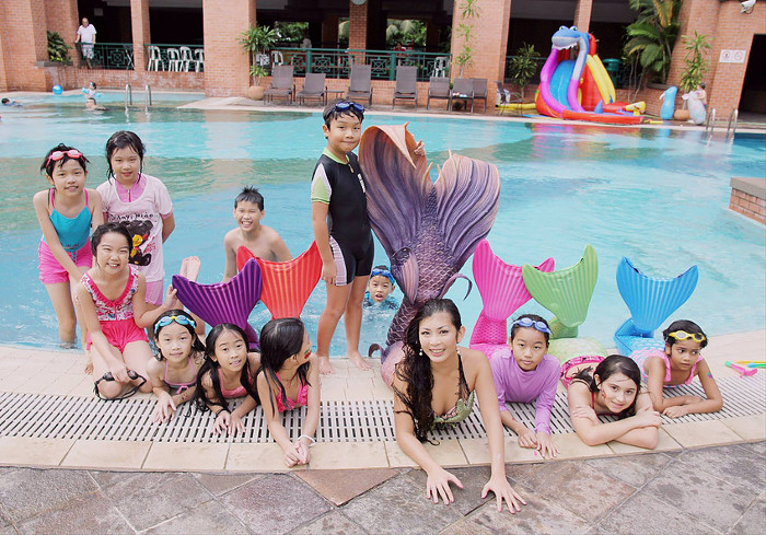 Learn how to be a mermaid - Mermaid classes Singapore