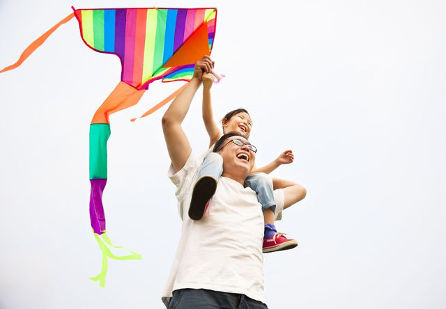 best places to fly kite in singapore