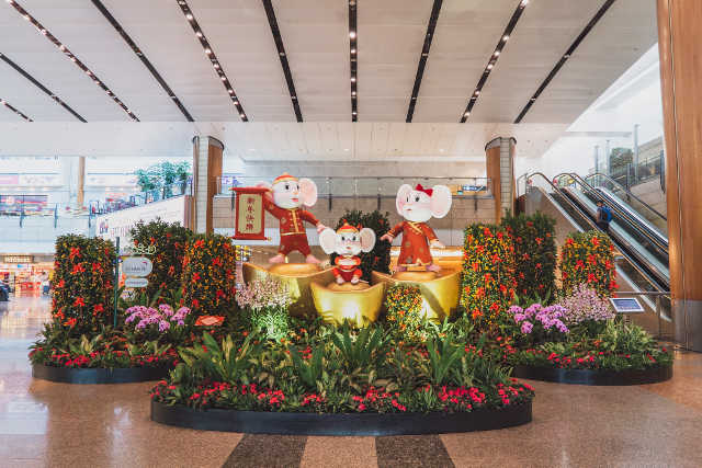 chinese new year decorations at changi airport