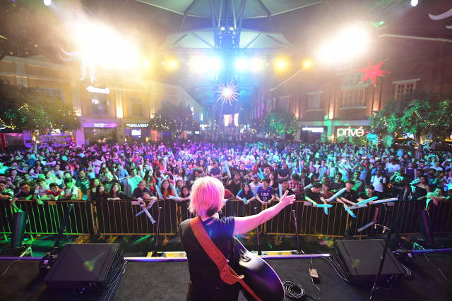 clarke quay new year eve countdown