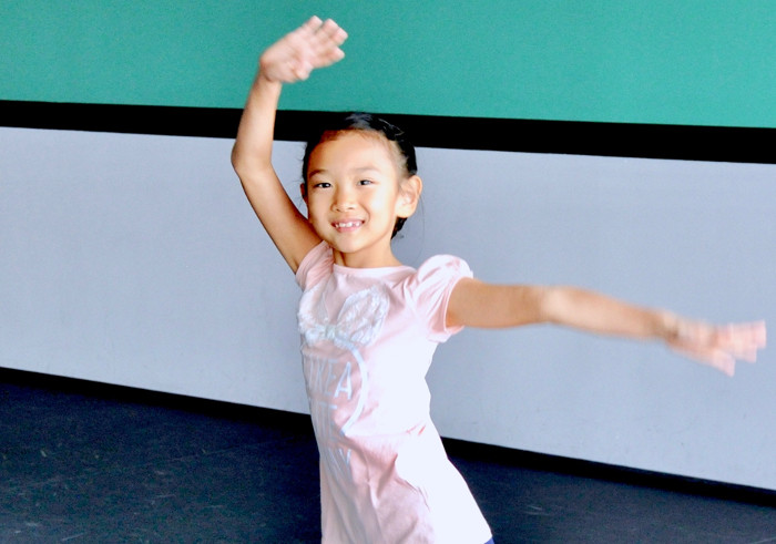 Jazz dance class review Stepping Out Studios