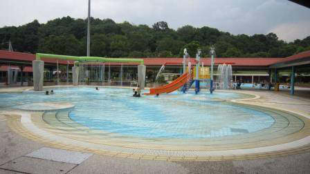 Woodlands Swimming Complex