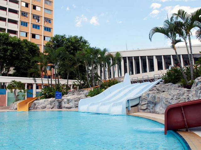 yishun swimming complex