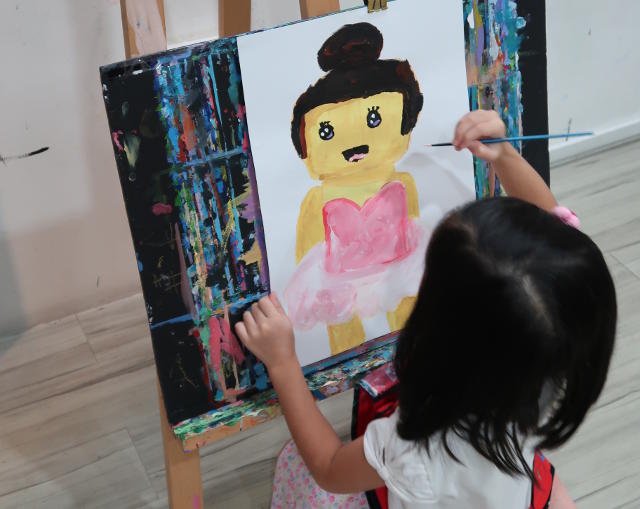 Heart Studio Kids art programme Little Dali