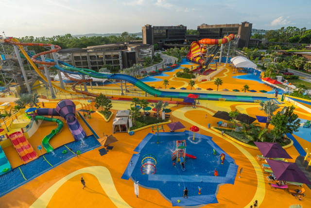 Singapore largest waterpark Wild Wild Wet Downtown East