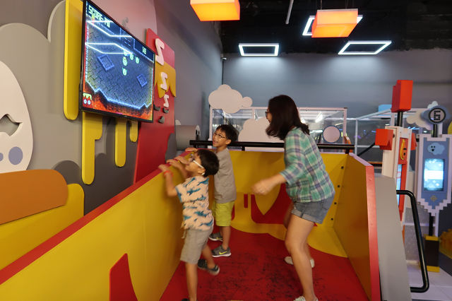 Amazing Castle Singapore Indoor Playground