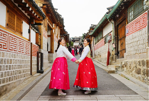 What to do in Korea Visit A Hanok