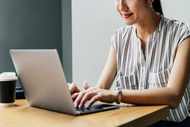 woman working on laptop