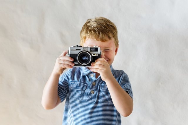Kid photographer