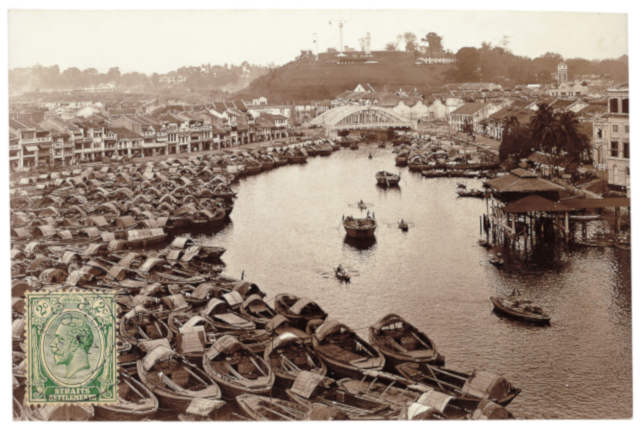 19th century picture postcard of Singapore River crowded with tongkang