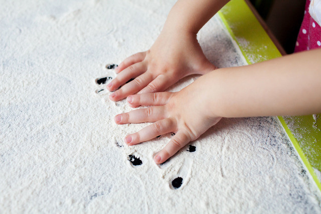 Indoor activities for kids sensory play