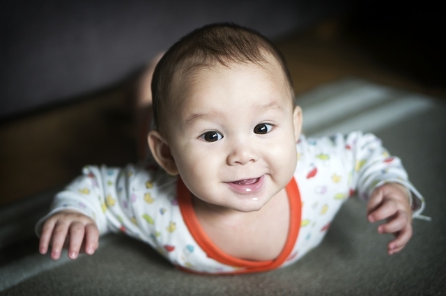 Colic relief tips tummy time for baby