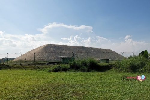 Tampines Quarry Lake Singapore