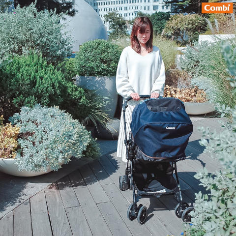 Combi Sugocal lightweight stroller