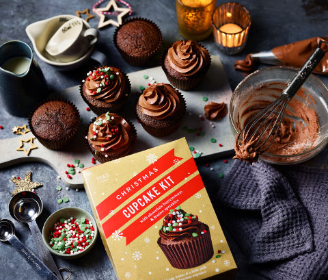 Marks & Spencer Christmas Cupcake Kit