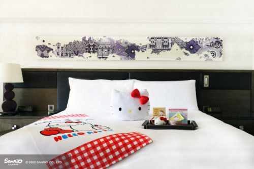 HelloKitty x Fairmont Singapore Staycation