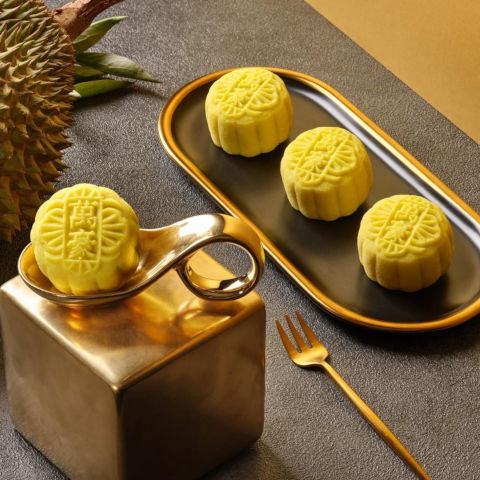 Marriott Tang Plaza Durian Snowskin Mooncakes