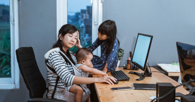 Flexible work arrangements for mummies