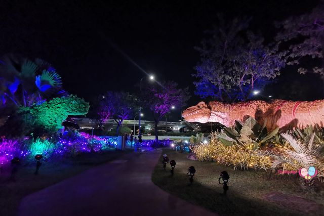 Dino Glow Changi Airport Connector