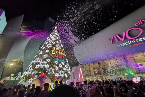 Snow fall at Vivocity